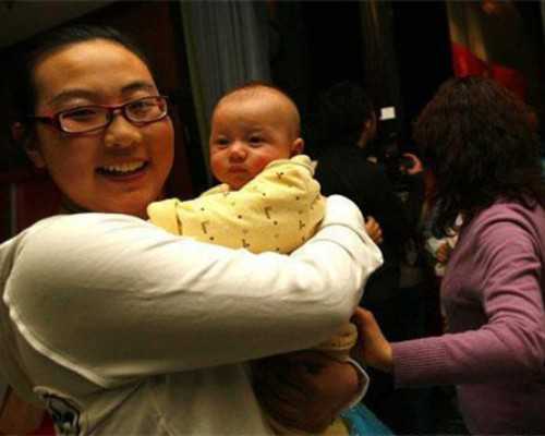 上海代孕机构联系,上海供卵试管医院成功率排行榜，附试管生育价格表！